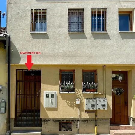 - 2br In Bascarsija - Prime Old Town Location, Walk Everywhere Apartment *
